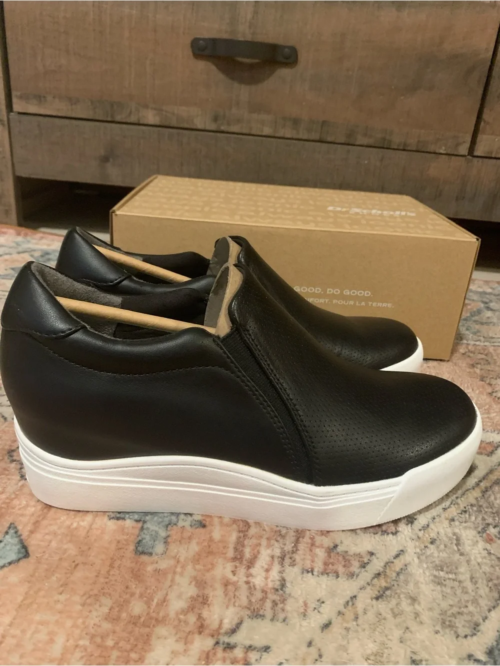 Dr. Scholl's Time Off Wedge Black Slip-On Women’s Sneaker, White Sole Size 9.5